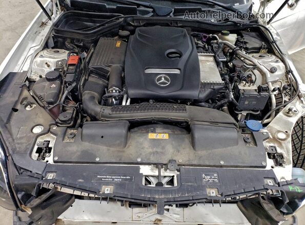 WDDPK3JA3HF141225 2017 MERCEDES-BENZ SLC White უკანა სალონის ხედი
