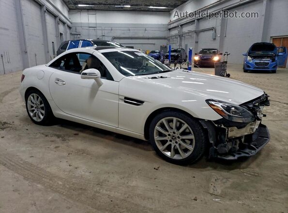 WDDPK3JA3HF141225 2017 MERCEDES-BENZ SLC White წინა მარჯვენა