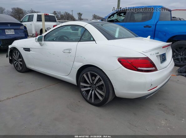 WDDPK3JA8JF151951 2018 MERCEDES-BENZ SLC 300 White 