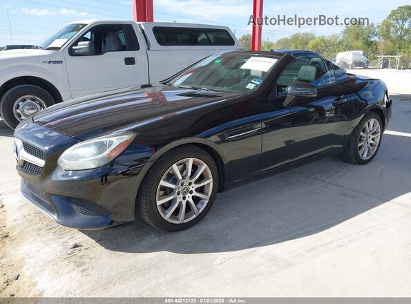 WDDPK3JA8KF162885 2019 MERCEDES-BENZ SLC 300 Black 