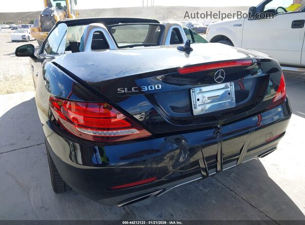 WDDPK3JA8KF162885 2019 MERCEDES-BENZ SLC 300 Black 