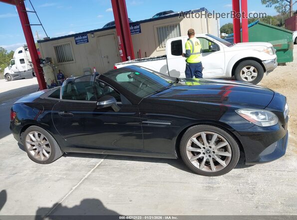 WDDPK3JA8KF162885 2019 MERCEDES-BENZ SLC 300 Black 