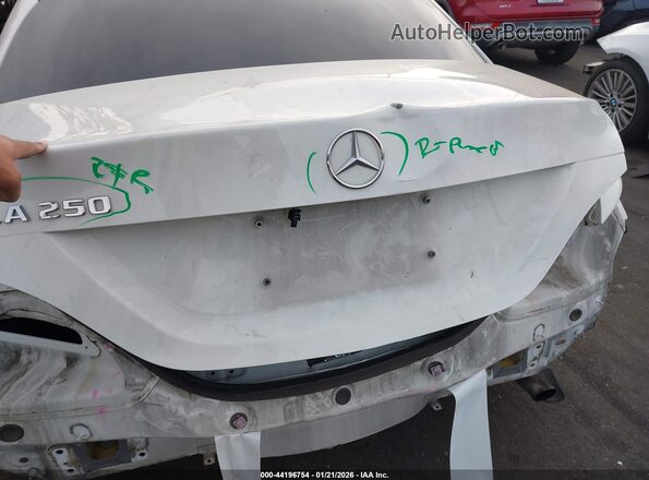 WDDSJ4EB0HN400720 2017 MERCEDES-BENZ CLA 250 White Вид спереду