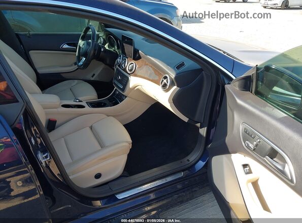 WDDSJ4EB1JN519074 2018 MERCEDES-BENZ CLA 250 Navy Front interior view