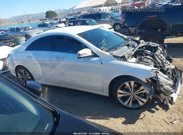WDDSJ4EB1JN682128 2018 MERCEDES-BENZ CLA 250 White Vista interior trasera