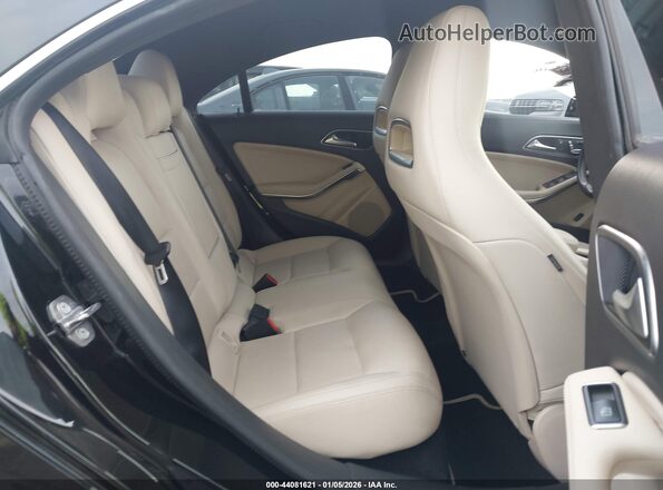 WDDSJ4EB1KN768136 2019 MERCEDES-BENZ CLA 250 Black 