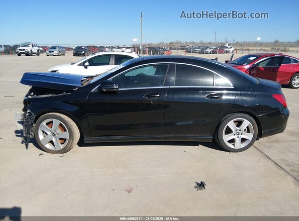 WDDSJ4EB2JN569837 2018 MERCEDES-BENZ CLA 250 Black Widok wnętrza 360 stopni