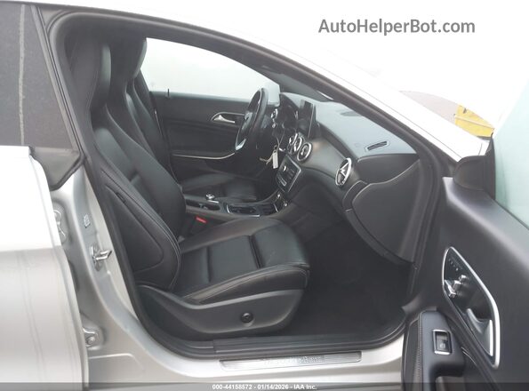 WDDSJ4EB2KN730687 2019 MERCEDES-BENZ CLA 250 Silver 