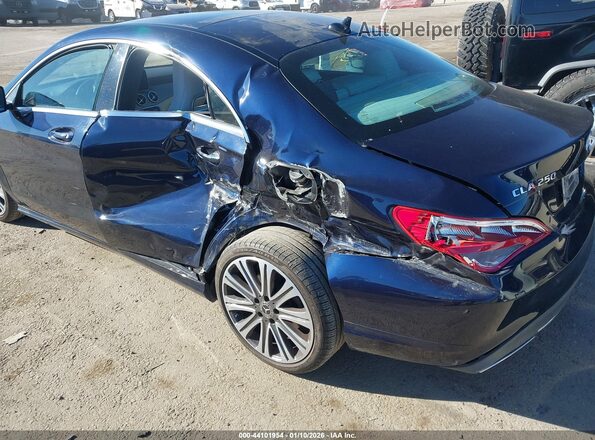 WDDSJ4EB5JN690488 2018 MERCEDES-BENZ CLA 250 Dark Blue Vista del cuadro de instrumentos