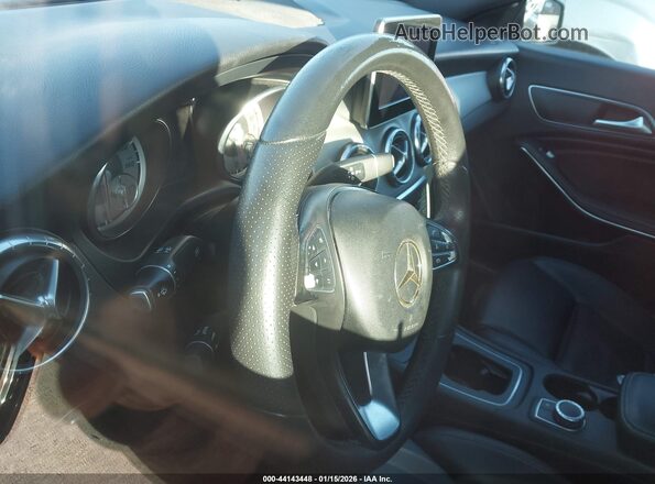 WDDSJ4EB6GN395103 2016 MERCEDES-BENZ CLA 250 Черный Вид задних сидений