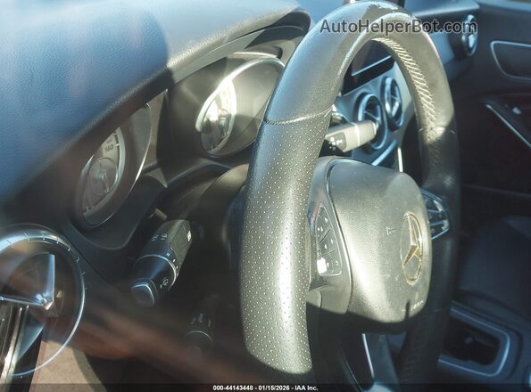 WDDSJ4EB6GN395103 2016 MERCEDES-BENZ CLA 250 Черный Панорамный вид салона 360°