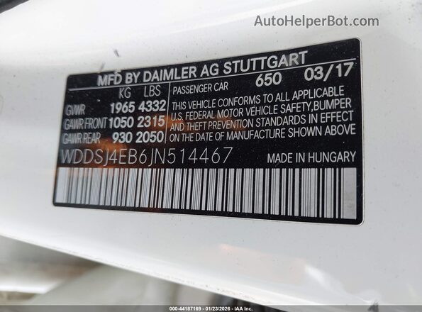 WDDSJ4EB6JN514467 2018 MERCEDES-BENZ CLA 250 White ძრავის განყოფილების ხედი