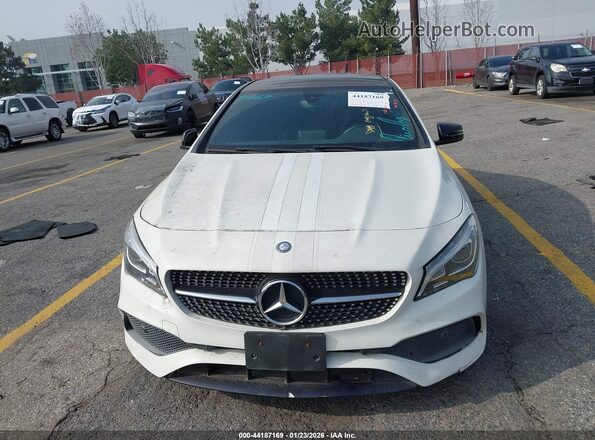 WDDSJ4EB6JN514467 2018 MERCEDES-BENZ CLA 250 White ხელსაწყოთა პანელის ხედი