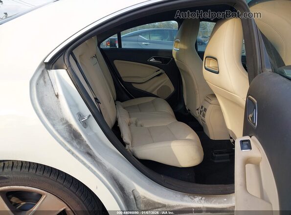 WDDSJ4EB7HN400830 2017 MERCEDES-BENZ CLA 250 White Vista de la etiqueta del VIN