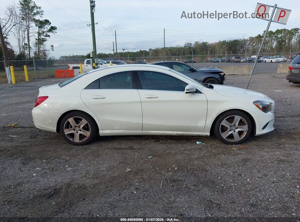 WDDSJ4EB7HN400830 2017 MERCEDES-BENZ CLA 250 White Vista interior trasera