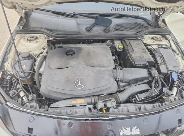 WDDSJ4EB7HN440888 2017 MERCEDES-BENZ CLA-CLASS White Սալոնի հետևի տեսք