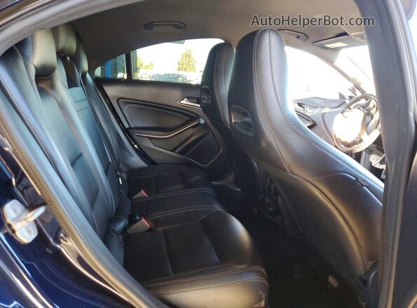 WDDSJ4EB9HN454730 2017 MERCEDES-BENZ CLA-CLASS Blue Հետևի նստատեղերի տեսք