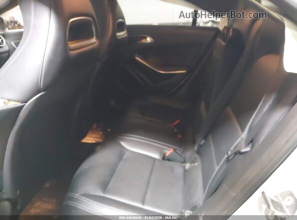 WDDSJ4GB2KN728029 2019 MERCEDES-BENZ CLA 250 White 