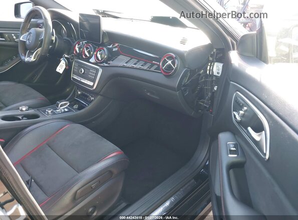 WDDSJ5CB3JN565871 2018 MERCEDES-BENZ AMG CLA 45 Black Front interior view