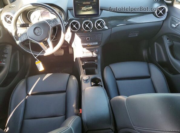 WDDVP9AB2GJ009959 2016 MERCEDES-BENZ B-CLASS White Widok deski rozdzielczej