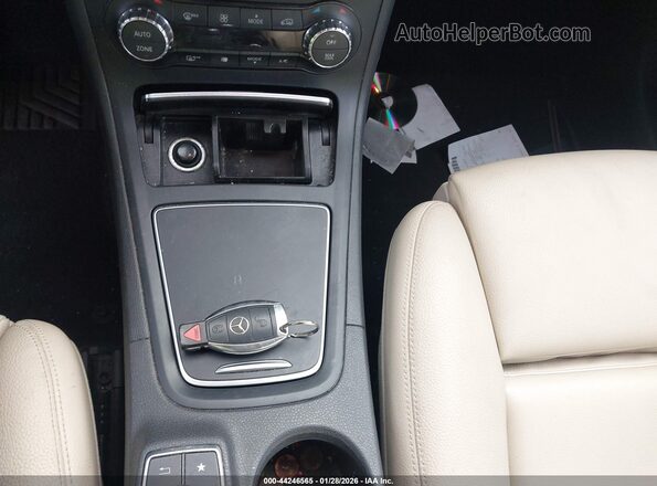WDDVP9AB6GJ008930 2016 MERCEDES-BENZ B 250E White Вид панелі приладів
