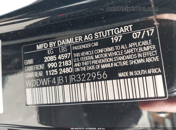 WDDWF4JB1JR322956 2018 MERCEDES-BENZ C-CLASS Black Вид підкапотного простору