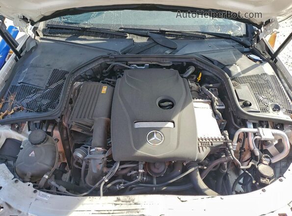 WDDWJ4KB6JF670668 2018 MERCEDES-BENZ C White Vista interior trasera