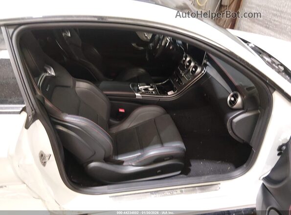 WDDWJ6EB6KF848099 2019 MERCEDES-BENZ AMG C 43 White Widok wnętrza z przodu