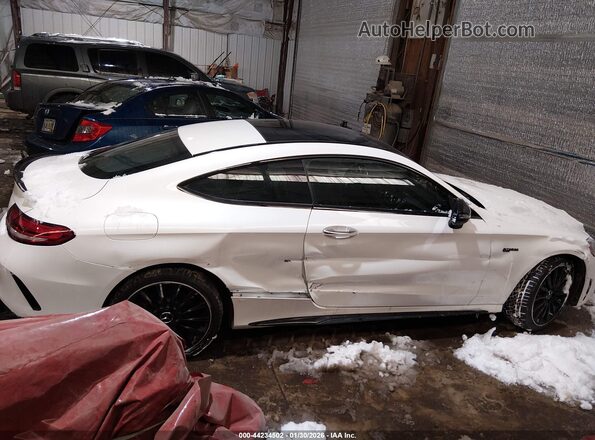 WDDWJ6EB6KF848099 2019 MERCEDES-BENZ AMG C 43 White Widok wnętrza z tyłu
