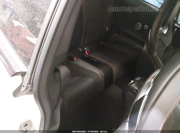 WDDWJ6EB6KF848099 2019 MERCEDES-BENZ AMG C 43 White Widok naklejki z numerem VIN