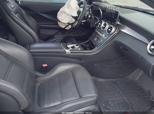 WDDWJ8HB5LF933251 2020 MERCEDES-BENZ AMG C 63 Black წინა სალონის ხედი