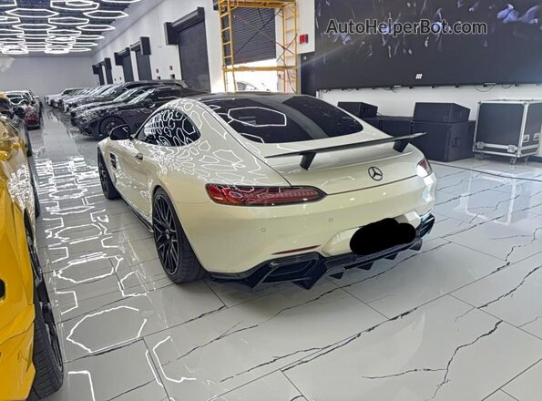WDDYJ7HA6HA011358 2017 MERCEDES-BENZ AMG White Delantero derecho