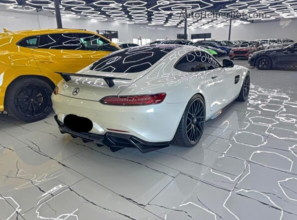 WDDYJ7HA6HA011358 2017 MERCEDES-BENZ AMG White Vista frontal