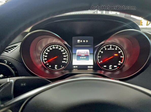 WDDYJ7HA6HA011358 2017 MERCEDES-BENZ AMG White Vista del cuadro de instrumentos