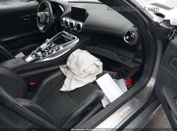 WDDYK8AA6JA020502 2018 MERCEDES-BENZ AMG GT C Gray Front interior view