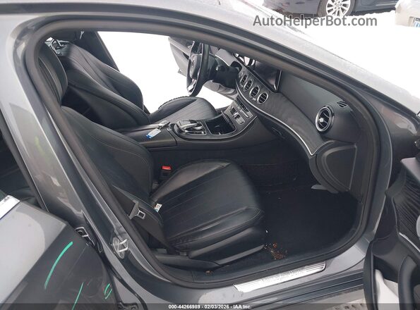 WDDZF4JB3JA377727 2018 MERCEDES-BENZ E-CLASS Серый 