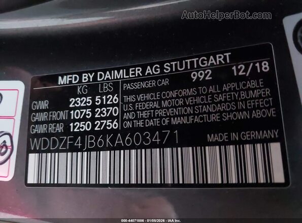 WDDZF4JB6KA603471 2019 MERCEDES-BENZ E-CLASS Gray Вид підкапотного простору