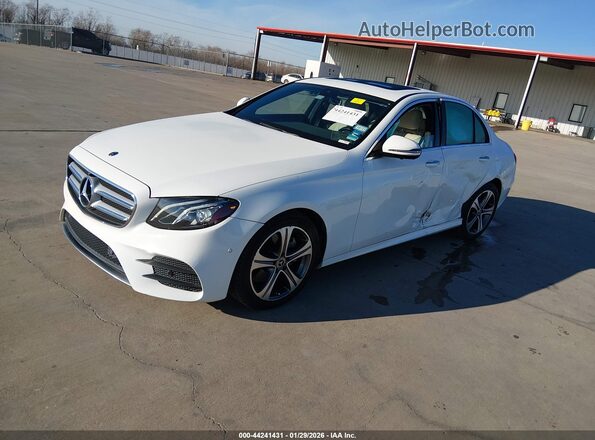 WDDZF4JB7KA516131 2019 MERCEDES-BENZ E-CLASS White Vista tres cuartos delantera izquierda