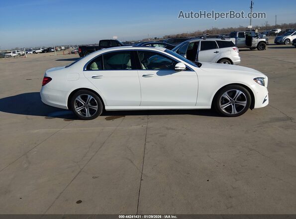 WDDZF4JB7KA516131 2019 MERCEDES-BENZ E-CLASS White Vista del cuadro de instrumentos