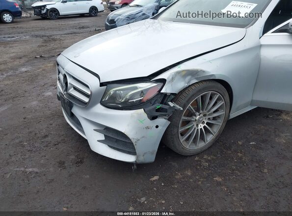 WDDZF4KB5HA022387 2017 MERCEDES-BENZ E-CLASS Серебряный Вид спереди