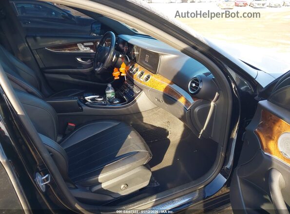 WDDZF4KB6HA059609 2017 MERCEDES-BENZ E-CLASS Black Widok wnętrza z przodu