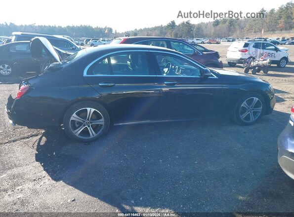 WDDZF4KB8KA548777 2019 MERCEDES-BENZ E-CLASS Black Rear interior view