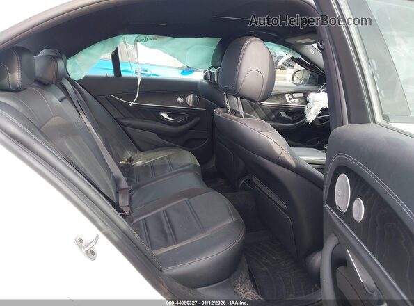 WDDZF6EB6JA487483 2018 MERCEDES-BENZ AMG E 43 White VIN კოდის სტიკერის ხედი