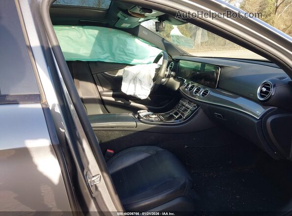 WDDZF6EBXHA148980 2017 MERCEDES-BENZ AMG E 43 Gray Front interior view