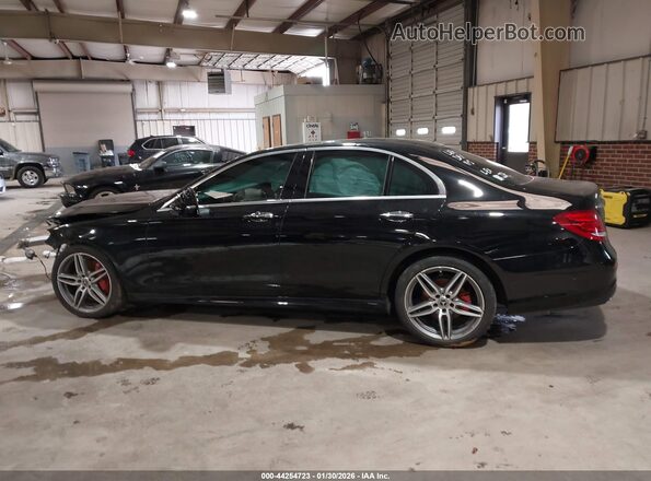 WDDZF8DB0LA703988 2020 MERCEDES-BENZ E-CLASS Black Панорамний вид салону 360°