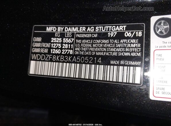 WDDZF8KB3KA505214 2019 MERCEDES-BENZ AMG E 63 Black ძრავის განყოფილების ხედი