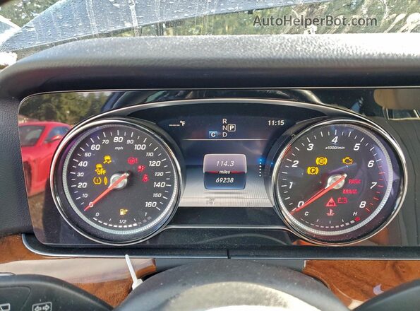 WDDZH6JB3KA519811 2019 MERCEDES-BENZ E Серый Вид щитка приборов