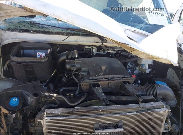 WDRPF1CD1KP061367 2019 FREIGHTLINER SPRINTER 2500 White Вид ззаду