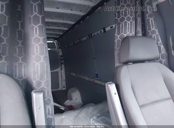 WDRPF1CD1KT009289 2019 FREIGHTLINER SPRINTER 2500 White Вид наклейки з VIN-кодом