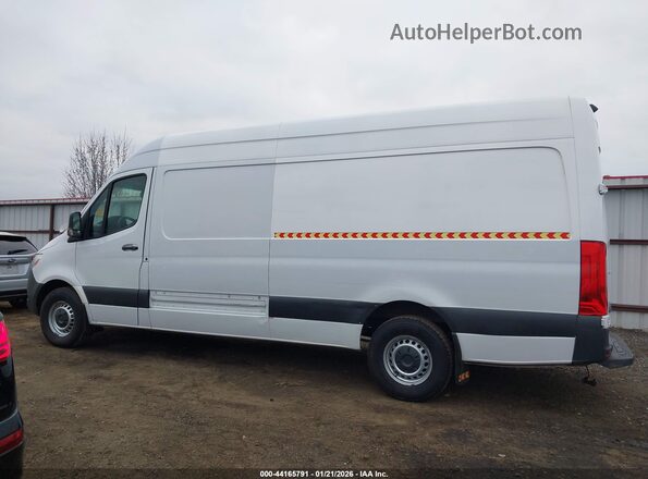 WDRPF1CD1KT009289 2019 FREIGHTLINER SPRINTER 2500 White 